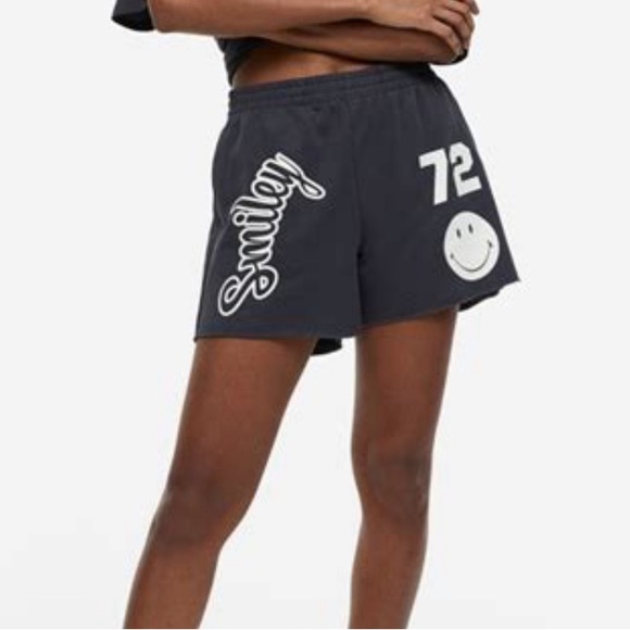 H&M gym shorts - Picture 1 of 5